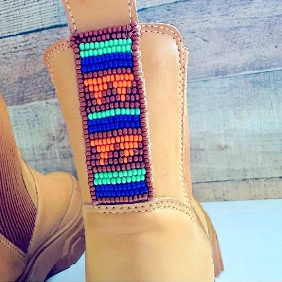 Farm Rio Lug Sole Beaded Platform Chelsea Boots - Picture 6 of 9